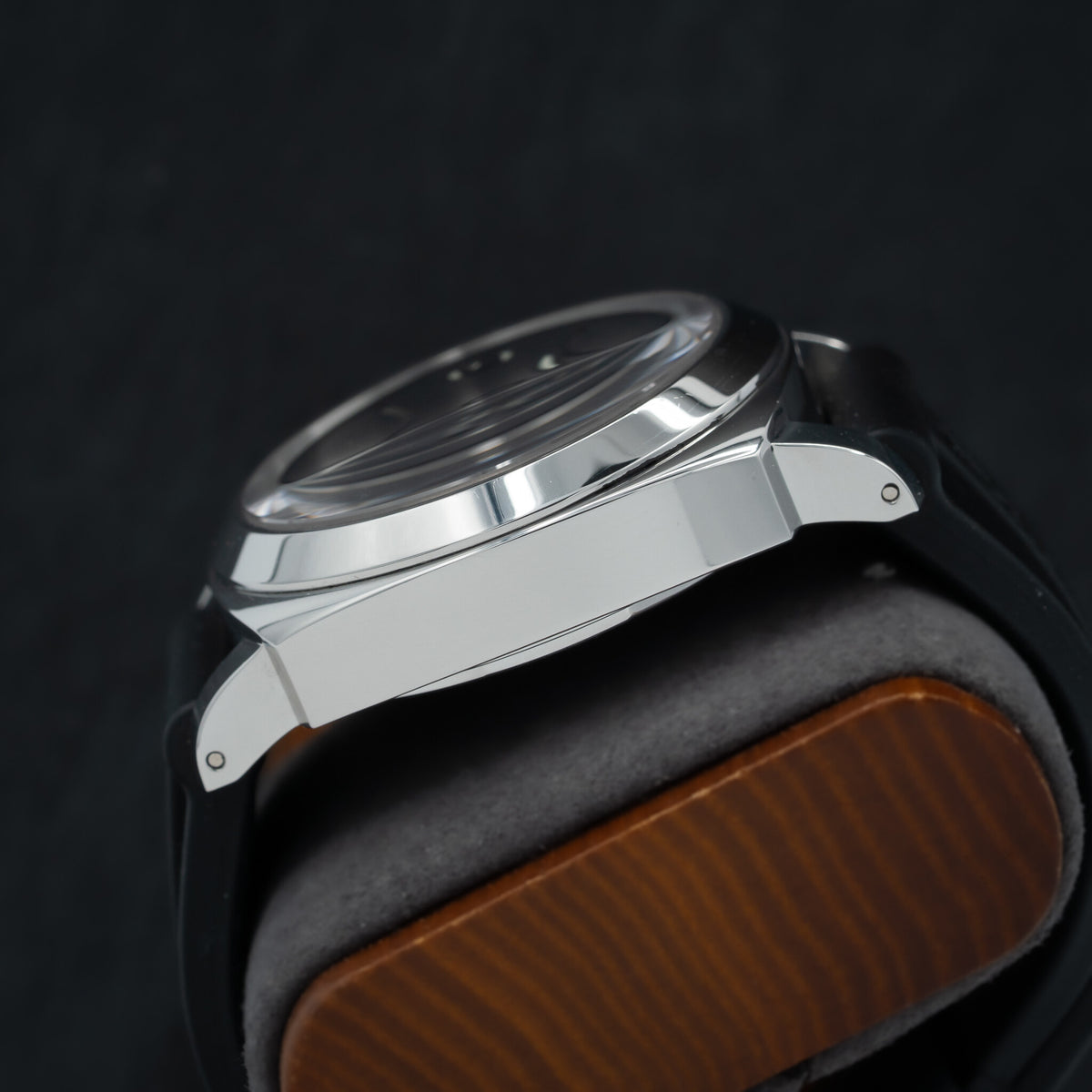 Panerai Luminor Base Destro | PAM00219 | 44mm | Steel | 2011 | Full Set