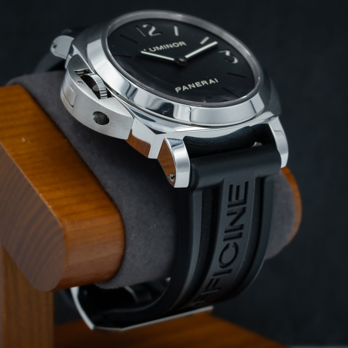 Panerai Luminor Base Destro | PAM00219 | 44mm | Steel | 2011 | Full Set