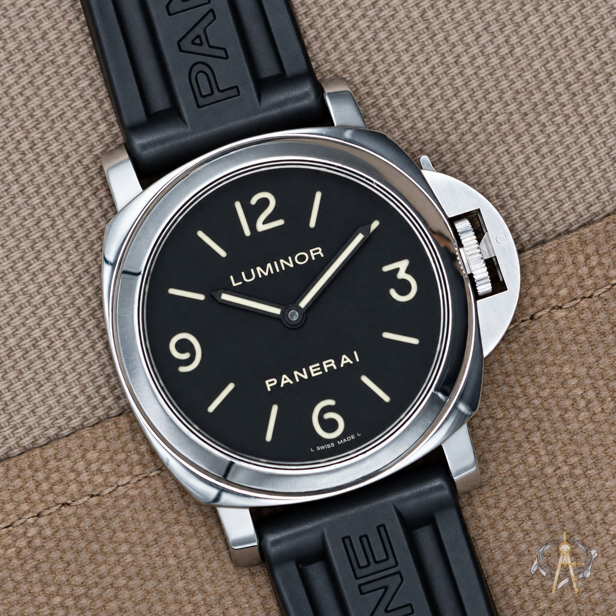 2009 Panerai Luminor Base PAM00112 | 44mm | Steel | Sandwich Dial | Box & Papers