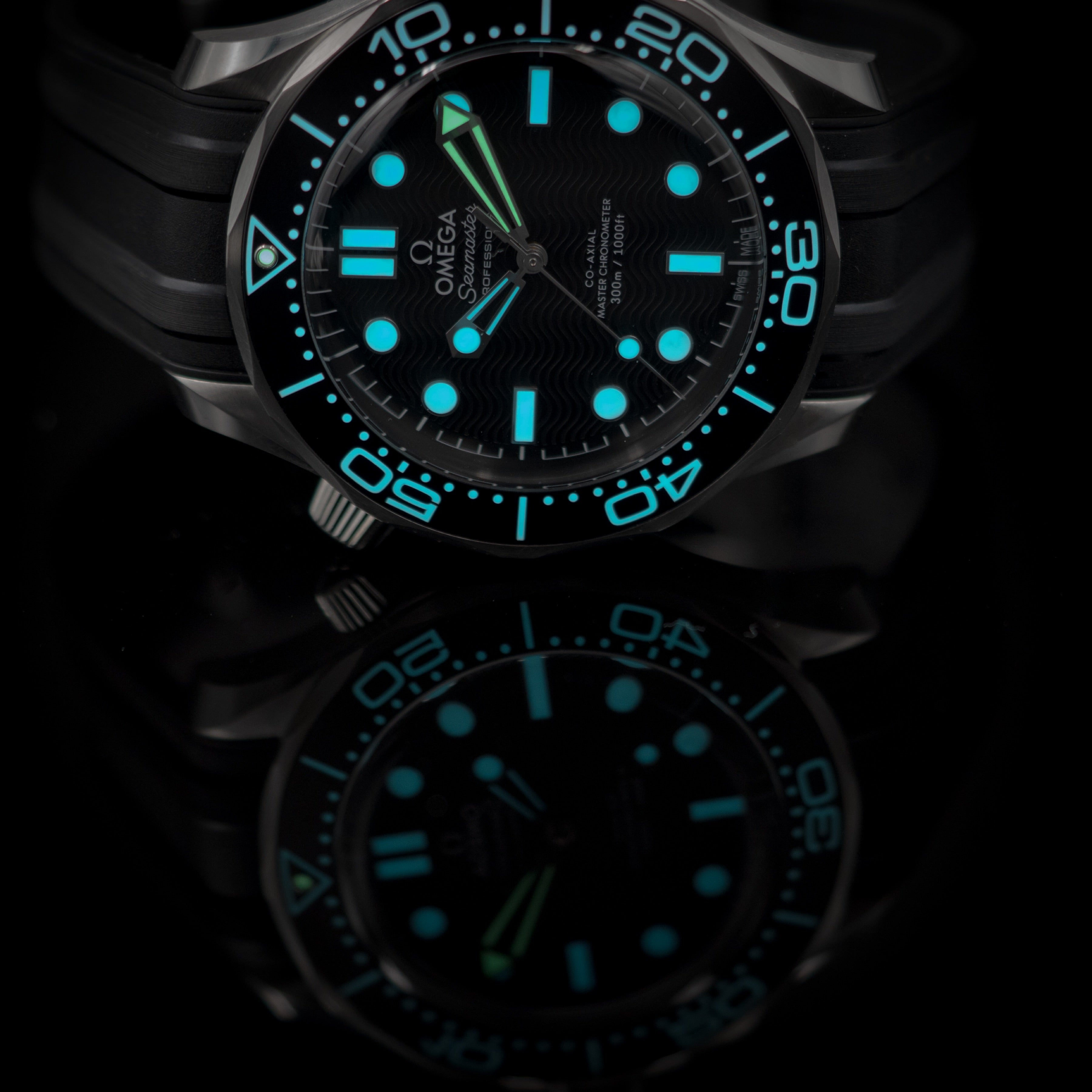 Omega Seamaster Pro 300m No-Date Box and Papers