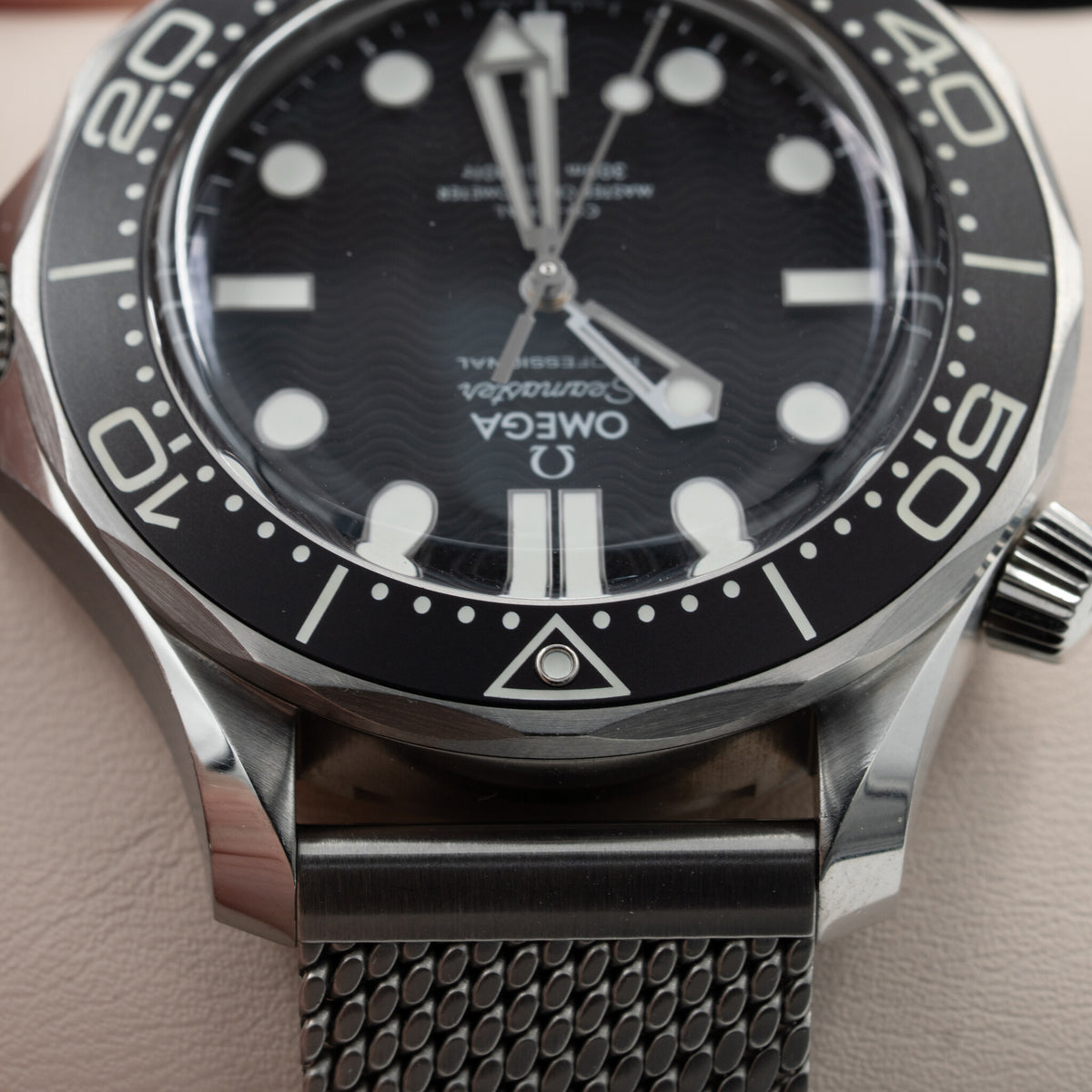 Omega Seamaster Diver 300M Monochrome | Ref 210.30.42.20.01.010 | 2024 | FullSet | Warranty through 2029