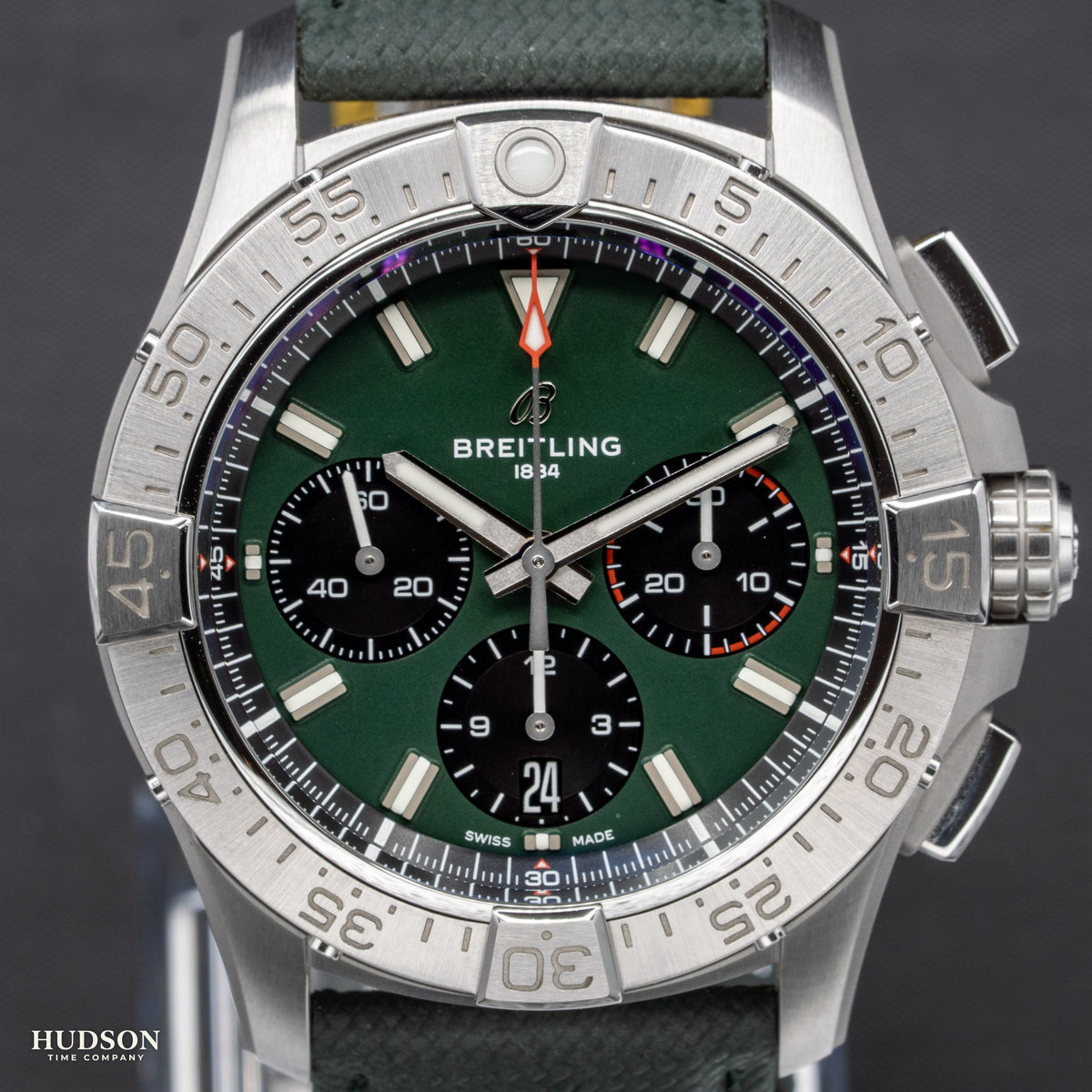 Breitling Avenger B01 Chronograph 42 AB0146 Green Dial Green Strap Steel Automatic Box and Manuals