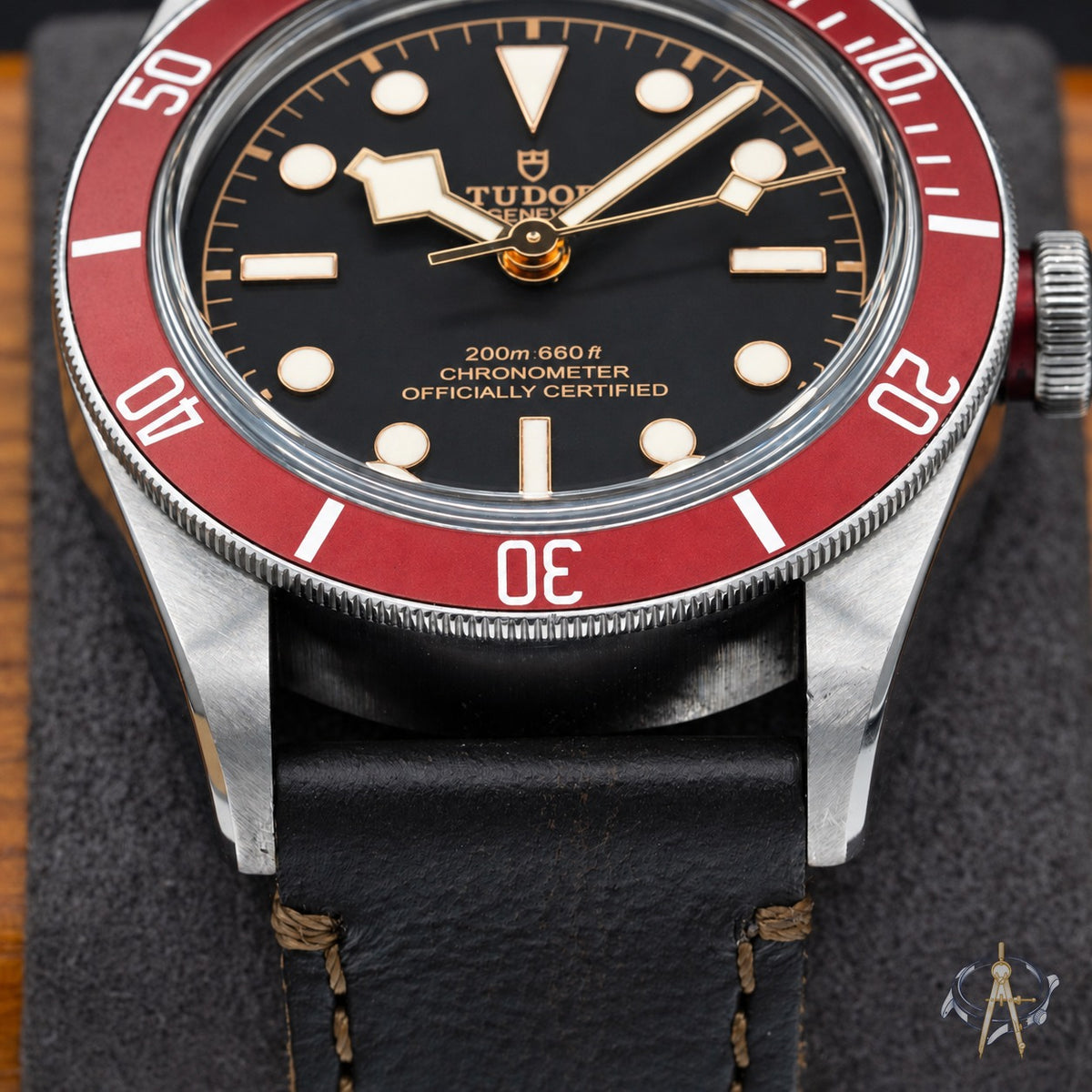 Tudor Black Bay Heritage Burgundy | 79230R-0005 | 41 | Steel | Box & Extra Strap