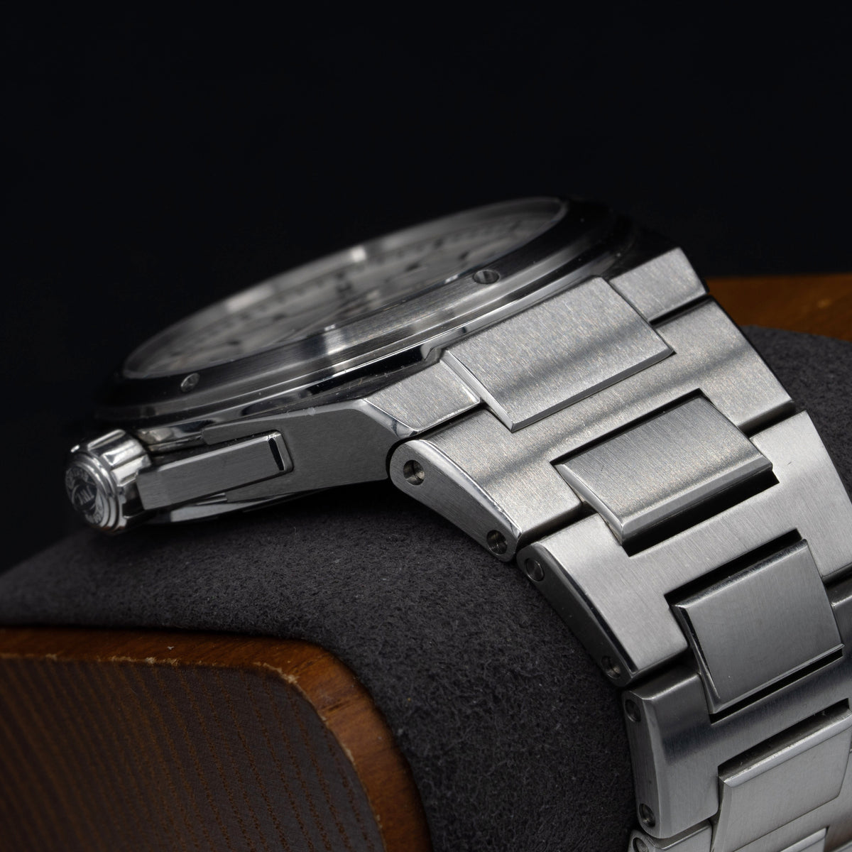 IWC Ingenieur IW323904, 40mm, Silver Dial, Box and Card