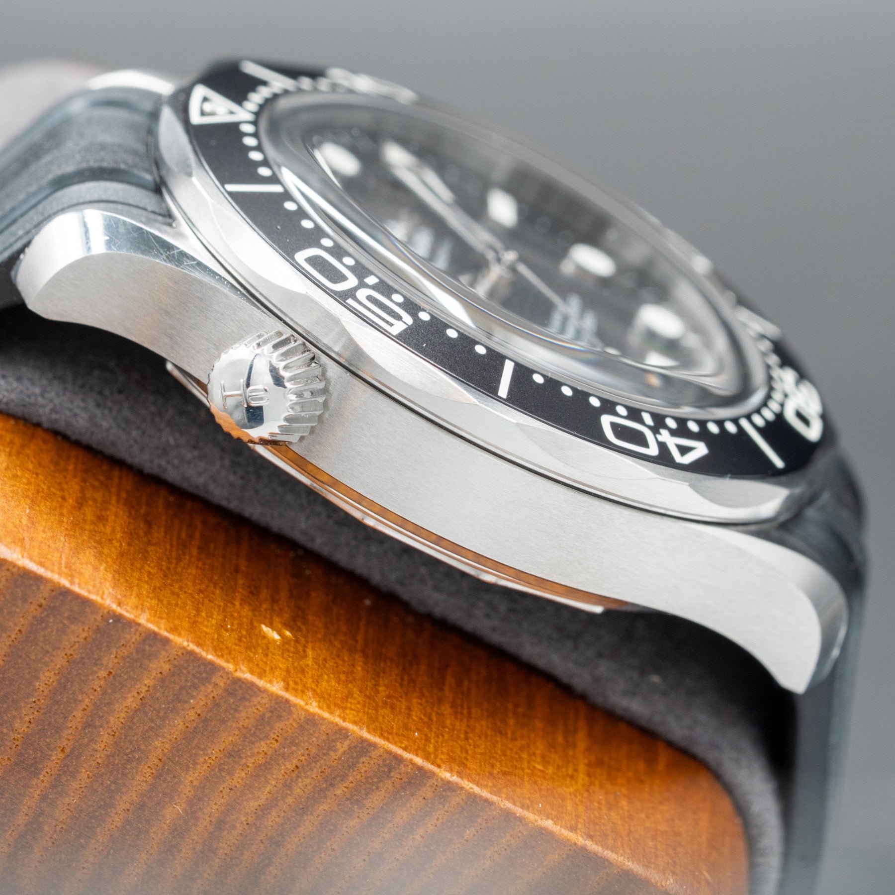 Omega Seamaster Pro 300m No-Date w/ Extras