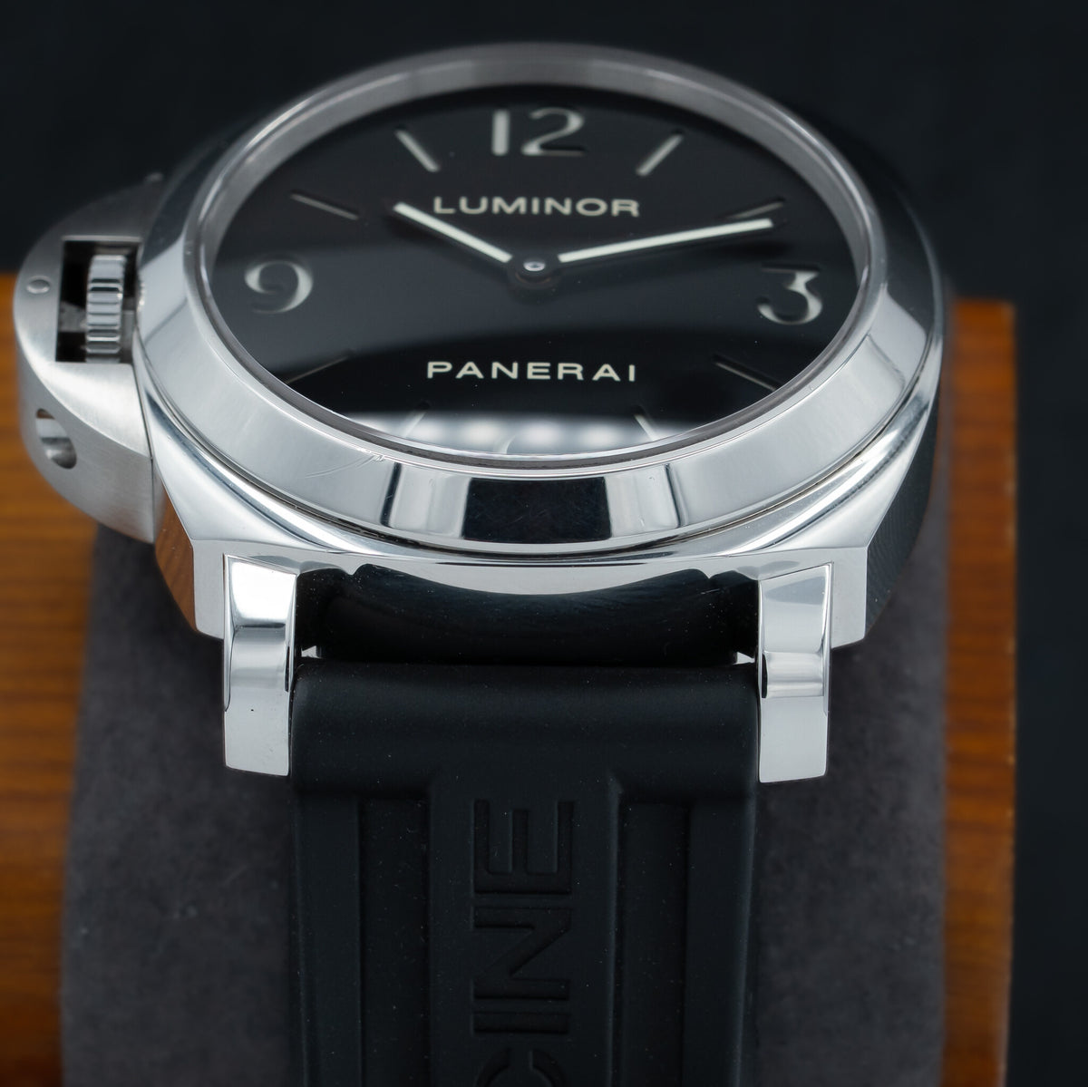 Panerai Luminor Base Destro | PAM00219 | 44mm | Steel | 2011 | Full Set