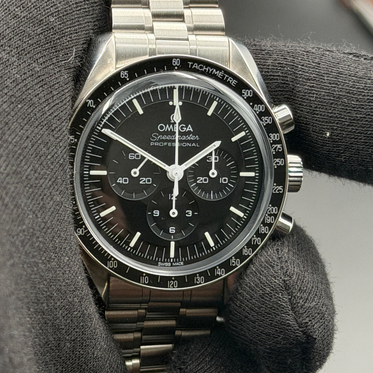 Omega Speedmaster Professional Moonwatch Hesalite | 310.30.42.50.01.001 | 2022