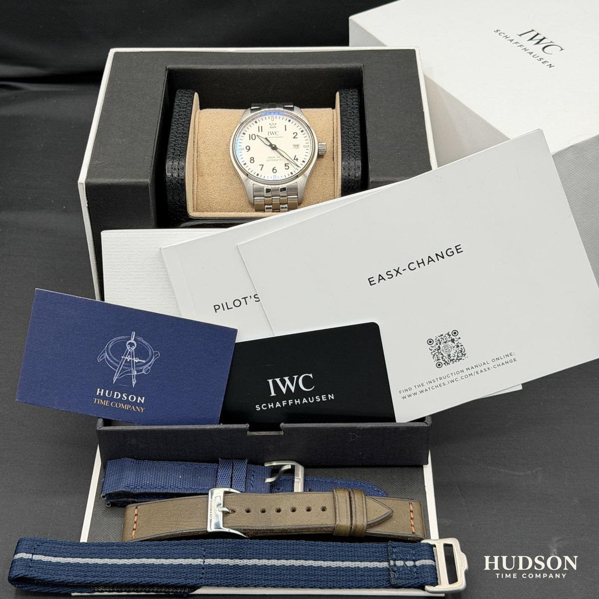 IWC Pilot's Watch Mark XX IW328208 White/Silver Dial Bracelet Full Kit Warranty to 2032