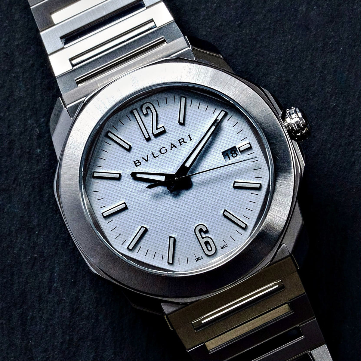 Bulgari Octo Roma | Ref. 103738 | 41mm | White Dial | Steel | 2025 | Full Set