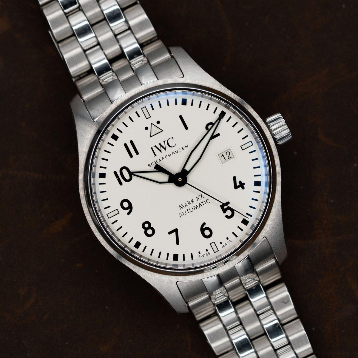 IWC Pilot's Watch Mark XX IW328208 White/Silver Dial Bracelet Full Kit Warranty to 2032