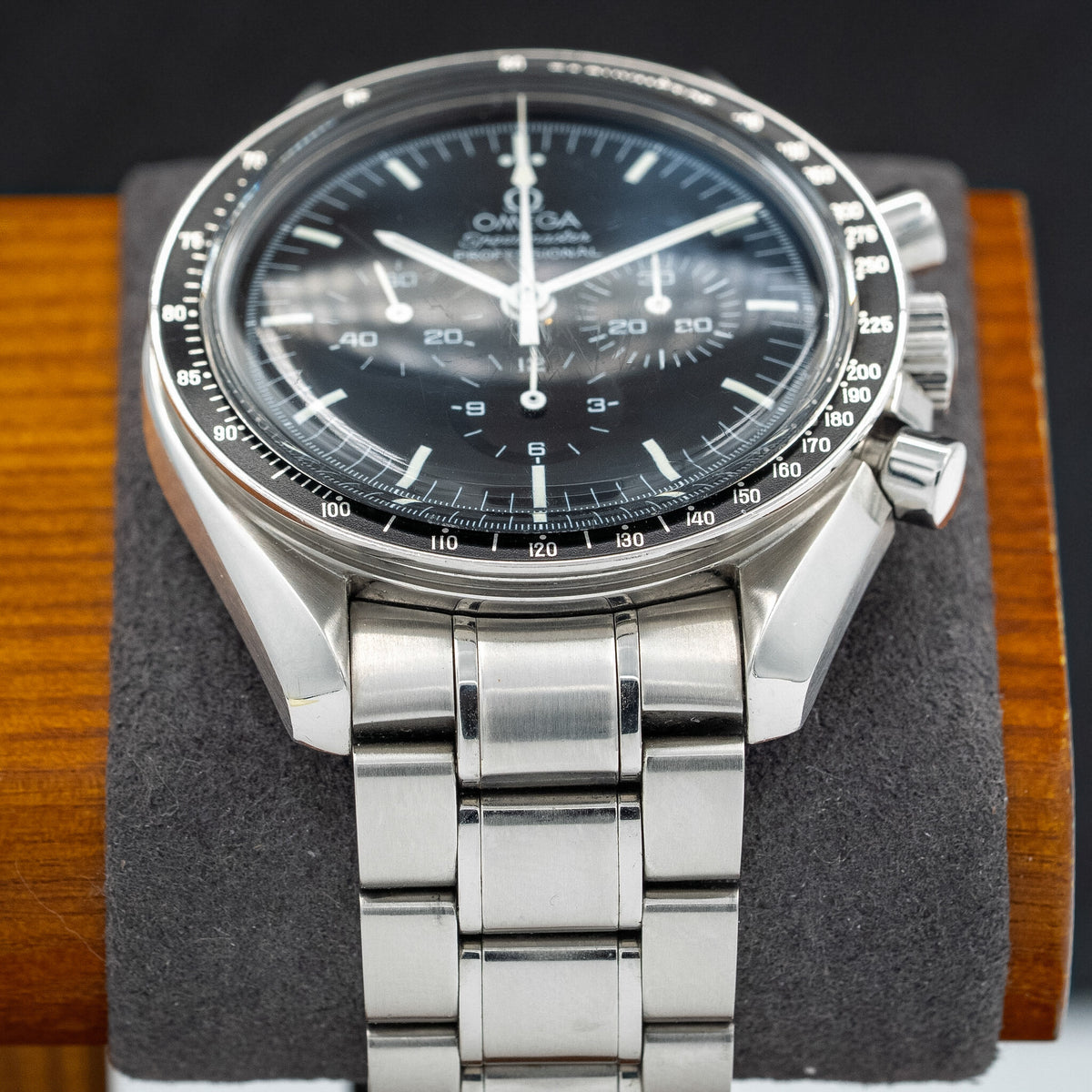 Omega Speedmaster Professional Moonwatch | 3572.50 | 42 mm | Steel | Watch Only