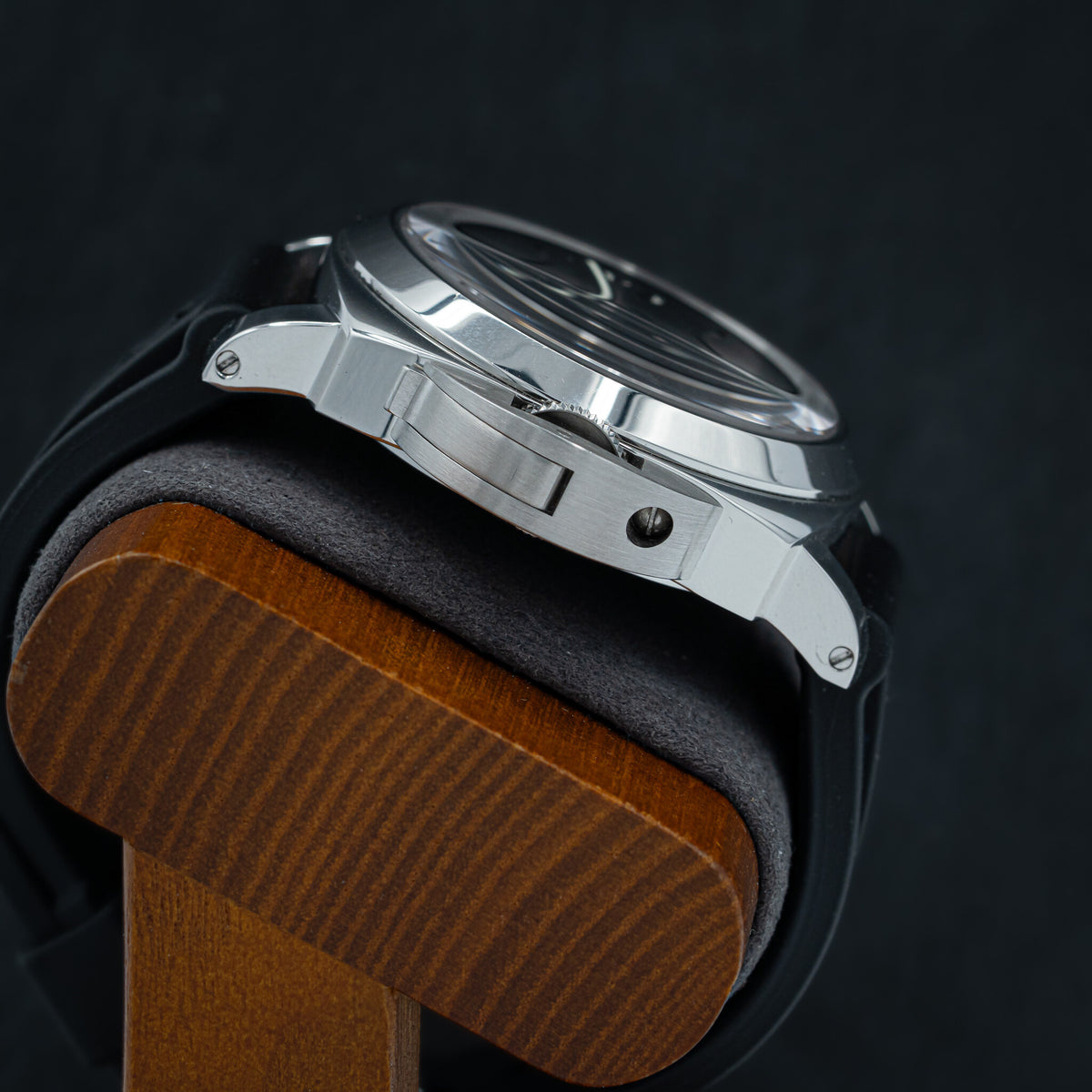 Panerai Luminor Base Destro | PAM00219 | 44mm | Steel | 2011 | Full Set
