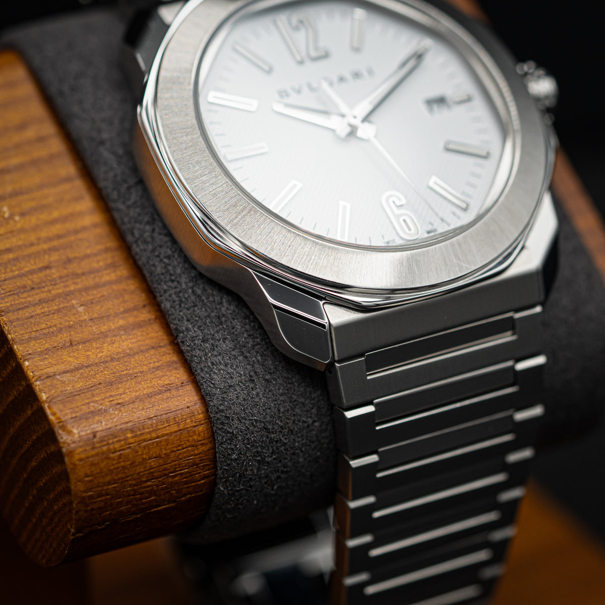 Bulgari Octo Roma | Ref. 103738 | 41mm | White Dial | Steel | 2025 | Full Set
