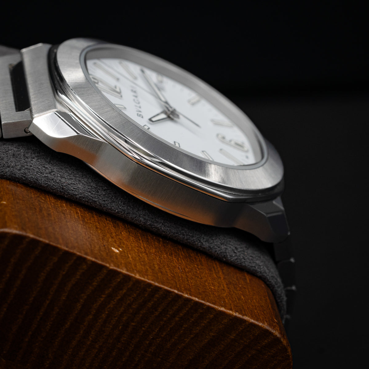 Bulgari Octo Roma | Ref. 103738 | 41mm | White Dial | Steel | 2025 | Full Set