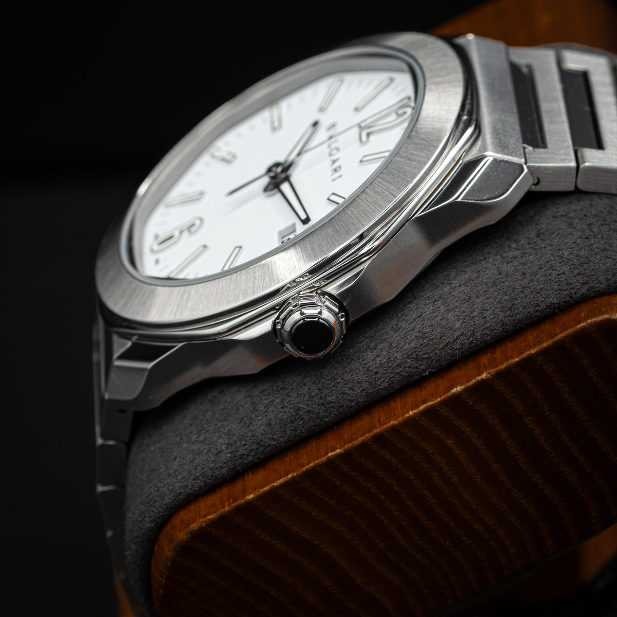 Bulgari Octo Roma | Ref. 103738 | 41mm | White Dial | Steel | 2025 | Full Set