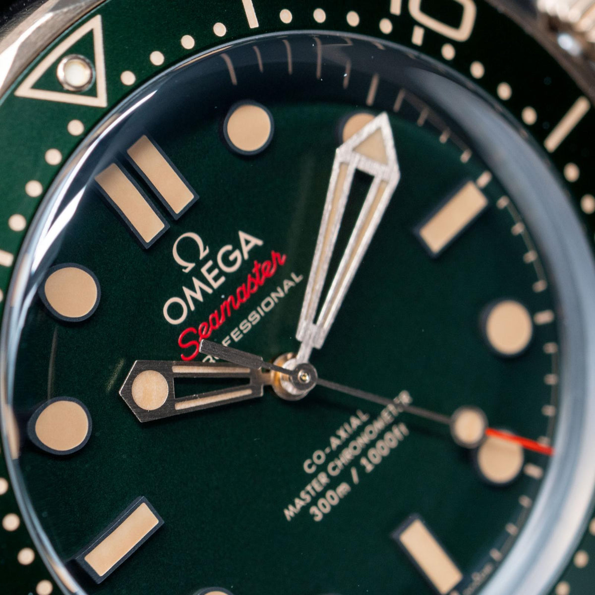 Omega Seamaster Diver 300M Bronze Gold | Ref. 210.90.42.20.10.001 | 42mm | 2025 | Full Kit