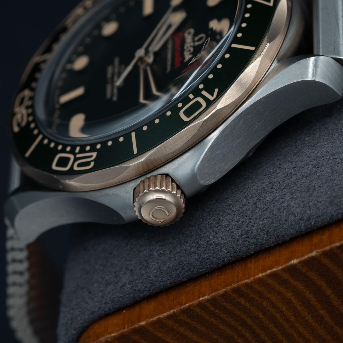 Omega Seamaster Diver 300M Bronze Gold | Ref. 210.90.42.20.10.001 | 42mm | 2025 | Full Kit