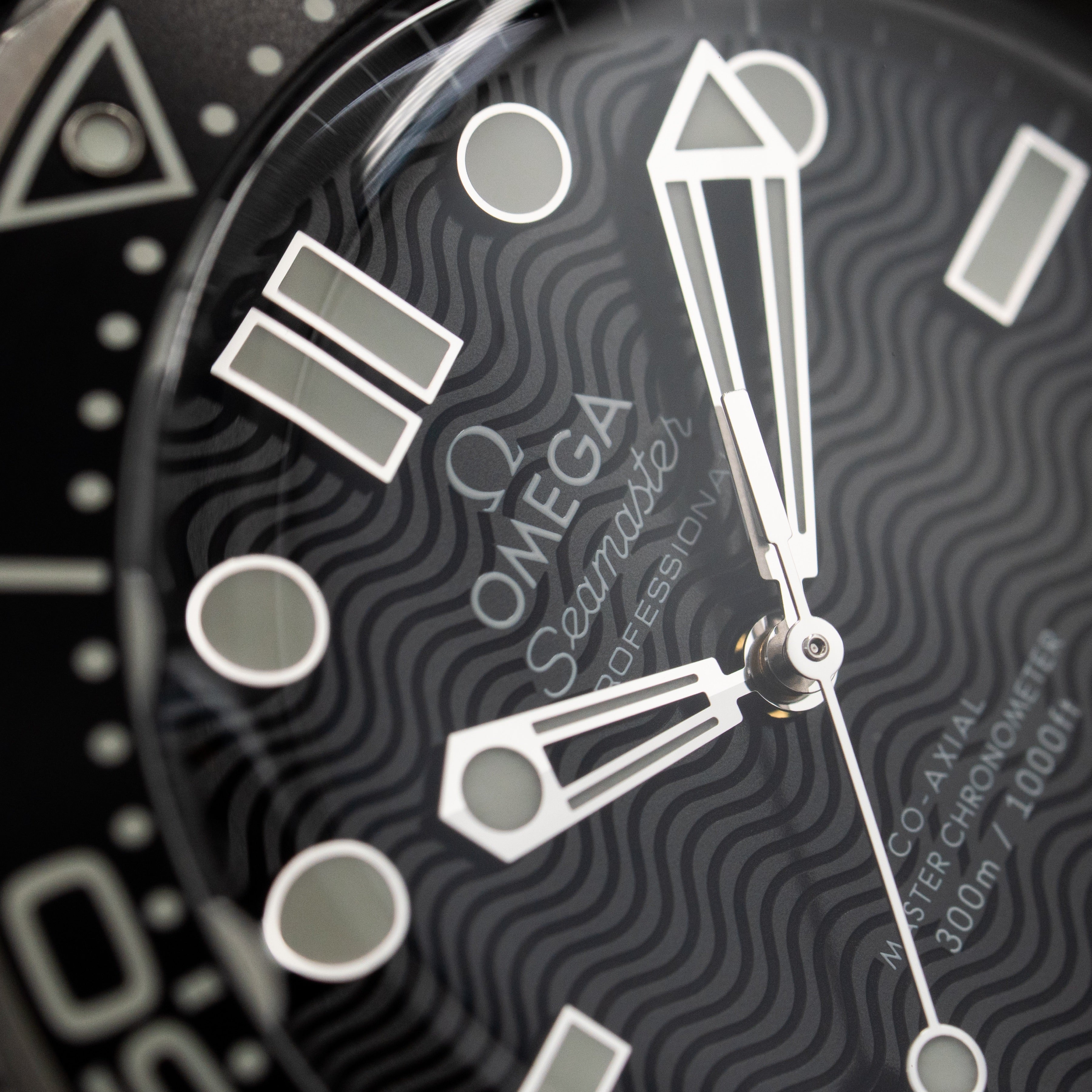 Omega Seamaster Pro 300m No-Date Box and Papers